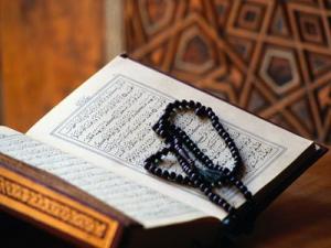 اللمسة البيانية بين خالدين فيها وخالدين فيها أبدا